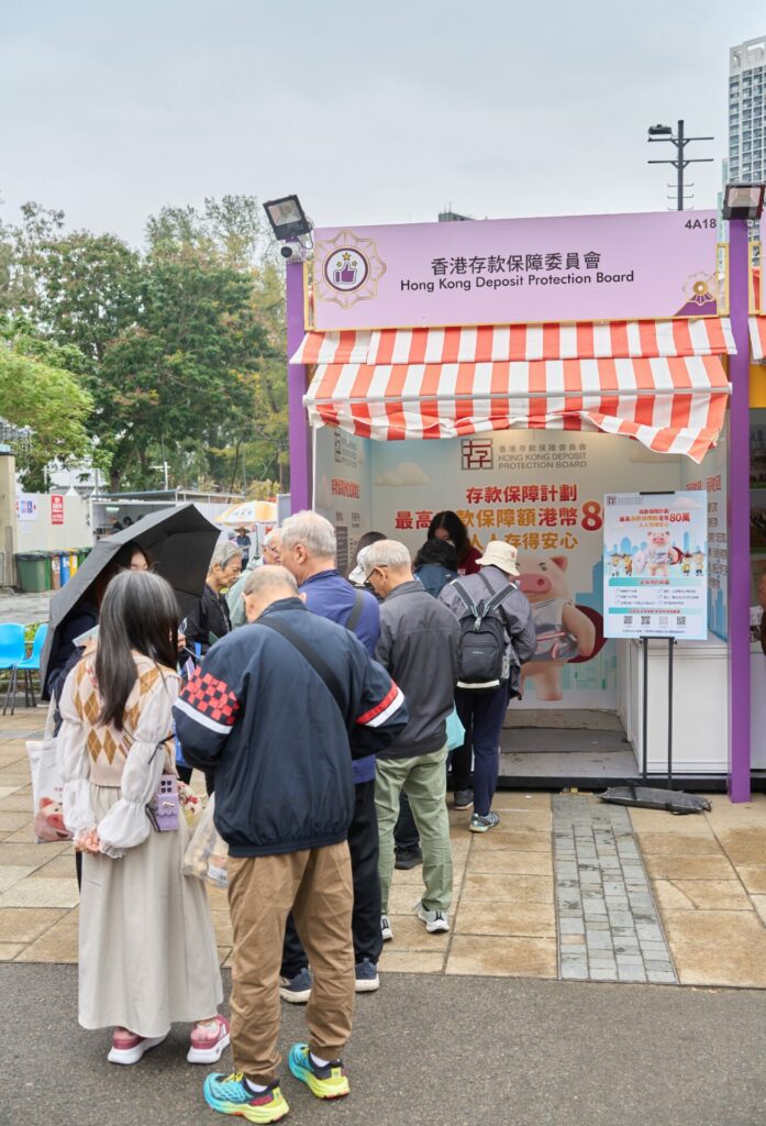 參與大型展會的活動照片